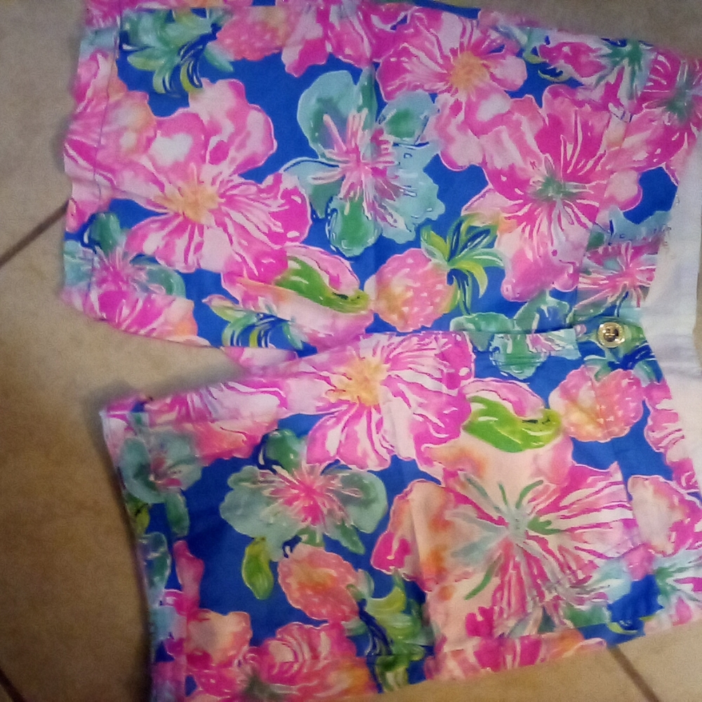 Lily Pulitzer shorts chippers